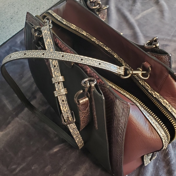 Coach Dreamer 36 in Colorblock With Snakeskin Detail - Picture 4 of 16